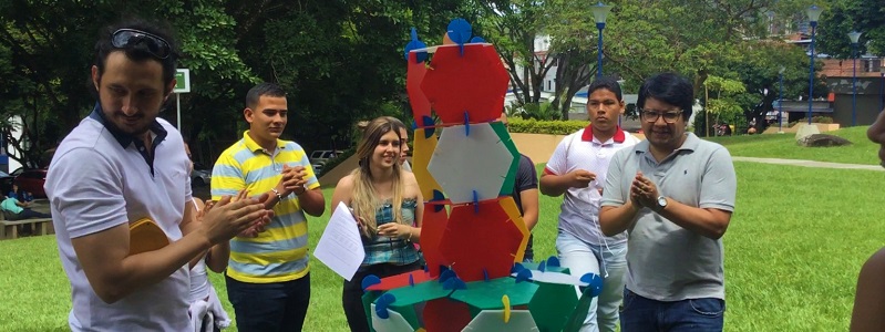 La Escuela de Orientación Vocacional es un espacio en el cual los estudiantes de último año de educación media exploran las posibilidades temáticas que pueden abordar desde las diferentes carreras profesionales que la Universidad de Ibagué oferta.