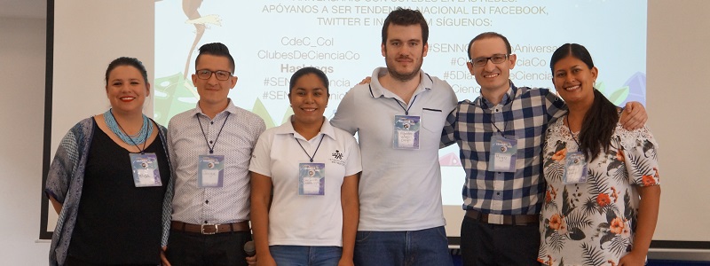 Imagen Clubes de Ciencia e instructores expositores en el auditorio de Unibagué